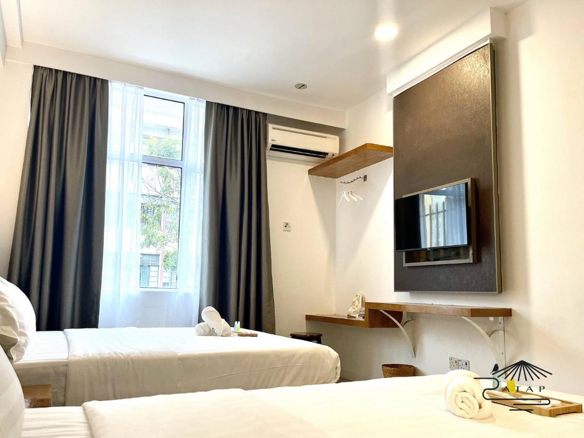Atap Hotel โกตาคินาบาลู ภายนอก รูปภาพ