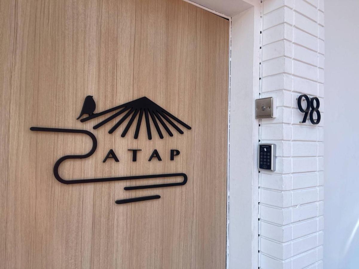 Atap Hotel โกตาคินาบาลู ภายนอก รูปภาพ